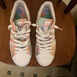 Adidas Superstar Women shelled toe, 3-Stripes sneaker.  BO considered!